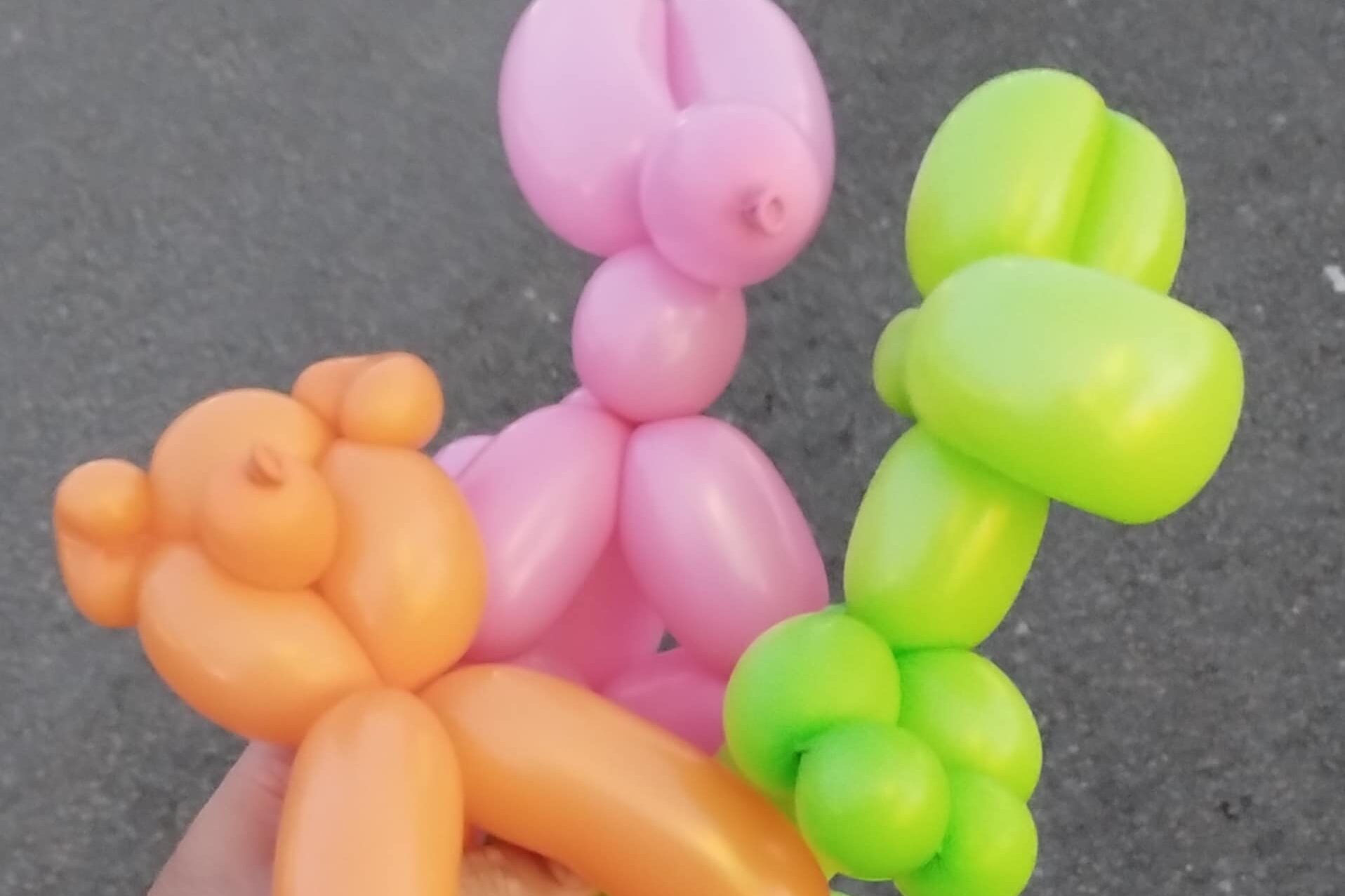 Hire UK Kids entertainers